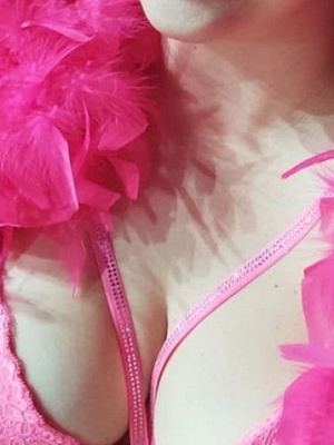 Милана превью